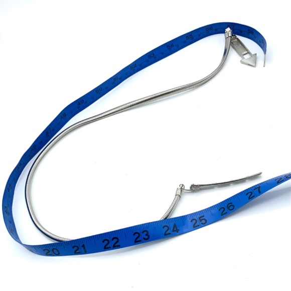 Vintage Skinny Silver Tone Metal Stretchy Belt Arrow Buckle Size Small S Womens - Picture 8 of 8